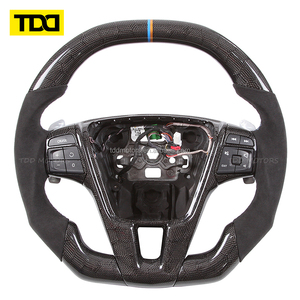 Volant en fibre de carbone véritable TDD compatible avec Volvo V60 V70 V40 R-Design S60 Polestar Concept V70 R-Design - Product Image 3