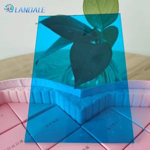 Plaques solides en <span class=keywords><strong>polycarbonate</strong></span> adaptées aux plafonds, aux bandes de diffusion de la lumière et aux cloisons transparentes. - Product Image 5