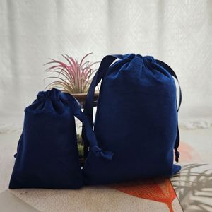 Sac cadeau en velours bleu foncé avec logo personnalisé pour bijoux, colliers, bagues et bracelets – Offre spéciale - Product Image 3