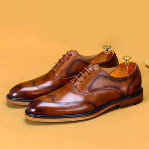 Dernières Chaussures Habillées Formelles Élégantes pour Hommes, Style Brogue Coréen Tendance, en Cuir Véritable, Imperméables pour l'Automne - Product Image 3