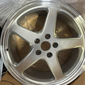 ล้อแม็กซ์อะลูมิเนียมหล่อขึ้นรูป 5 ก้าน ขนาด 18 20 นิ้ว 5*120 20x8.5J 20X9.5J สีเงินดำ สำหรับ<span class=keywords><strong>รถ</strong></span>ยนต์นั่งส่วนบุคคลและ<span class=keywords><strong>รถ</strong></span><span class=keywords><strong>กระบะ</strong></span> - Product Image 2