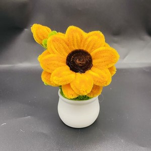 Pianta <span class=keywords><strong>di</strong></span> Girasole in Vaso <span class=keywords><strong>con</strong></span> Filo Intrecciato, Regalo <span class=keywords><strong>di</strong></span> <span class=keywords><strong>Capodanno</strong></span> o Compleanno, Fiore Artificiale Fatto a Mano, Decorazione da Scrivania - Product Image 6