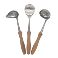 Ustensiles de cuisine de haute qualité en acier inoxydable avec manches en bois pour restaurant, cuisine domestique, ensembles d'ustensiles