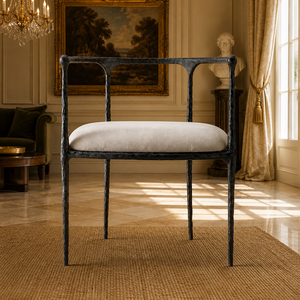 Poltrona Moderna Minimalista con Schienale Arcuato, Struttura in Metallo Martellato a Mano, Cuscino Morbido e Braccioli in Pelle - Product Image 5