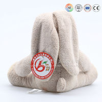 ICTI audits OEM usine peluche lapin blanc en peluche jouet lapin en peluche à longues oreilles avec remplissage en coton PP habillé de vêtements