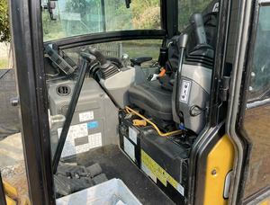 รถขุดขนาดเล็ก CAT302cr มือสองคุณภาพอเมริกัน สภาพใหม่ 95% ประสิทธิภาพสูง ราคาถูก - Product Image 5