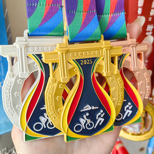 Bán buôn tùy chỉnh Hợp kim kẽm 3D Marathon chạy medasl thể thao kim loại Triathlon bóng đá chạy Huy chương với Ribbon - Product Image 3