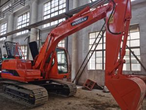 รถขุดตีนตะขาบ Doosan 15 ตัน รุ่น DH150LC-7 ปี 2020 บุ้งกี๋ 1.2 เมตร กำลัง 78 กิโลวัตต์ ใช้งาน 589 ชั่วโมง สภาพดี เครื่องมือจักรมือสองจากเกาหลี - Product Image 3