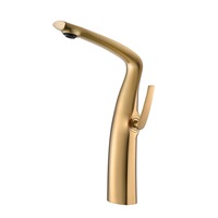 Robinet de lavabo surélevé en cuivre doré brossé, or rose, moderne et minimaliste, avec bec en col de cygne, eau chaude et froide