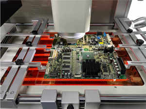 Stazione di Rilavorazione BGA Automatica LV-09 da 4000W ad Alte Prestazioni con Sistema Ottico di Visione 220V e Allineamento a Infrarossi - Product Image 5