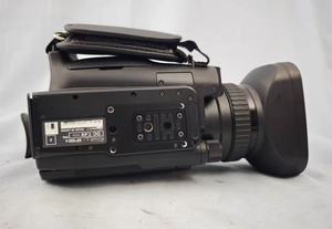 กล้องวิดีโอระดับมืออาชีพ Canon XF100 Full HD ขายดี พร้อมส่ง 4:2:2 สี ระบบ Dual XLR สำหรับการสัมภาษณ์ งานแต่งงาน และสารคดี - Product Image 4