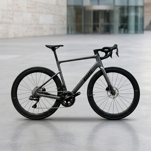 Vélo <span class=keywords><strong>de</strong></span> <span class=keywords><strong>route</strong></span> en fibre <span class=keywords><strong>de</strong></span> carbone DFQ T800 grande taille 61 cm, édition limitée usine, 24 vitesses, freins à disque hydrauliques intégraux, vélo <span class=keywords><strong>de</strong></span> course en fibre <span class=keywords><strong>de</strong></span> carbone - Product Image 1