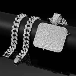 ชุดสร้อยคอฮิปฮอป 'cut da check' ประดับด้วยพลอยเทียมเคลือบทอง14K จี้สร้อยคอรูปวงรีประดับตัวอักษรสไตล์สตรีท - Product Image 3