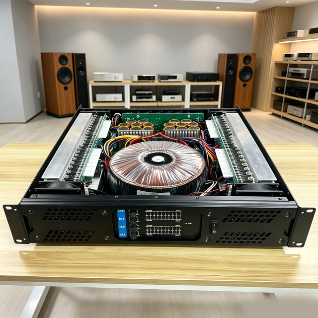 High Fidelity 800W 4 Channel Class H Power Amplifier 2U Size ProfessionalSound Amplifier for Outdoor ConcertVenues