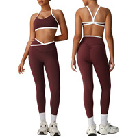 Ensemble de vêtements de sport pour femme avec logo personnalisé 2536 GYM, comprenant un soutien-gorge de sport dos nu et un legging de yoga taille haute en V