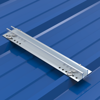 Nouvelle conception Structure de montage solaire pour tôle de toiture métallique trapézoïdale, structure à mini-rails et rails courts