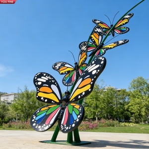Scultura Moderna YOUFINE a Forma di Farfalla in Acciaio Inossidabile Colorato per Decorazione di Giardini e Parchi all'Aperto - Product Image 1