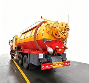 Camion d'aspiration des eaux usées Euro 3 9000L 9 tonnes 4x4 - Anti-odeurs pour hôtels - Product Image 4