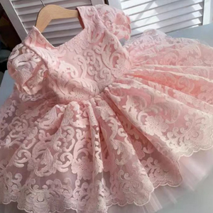 Robe de princesse en tulle pour filles, idéale pour les fêtes d'été, les mariages, les demoiselles d'honneur et les tenues musulmanes pour enfants. - Product Image 1