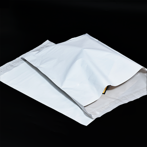 环保定制100% 可堆肥可生物降解快递袋图案多邮勒运输泡沫哑光多邮勒袋 - Product Image 3