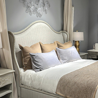 Lit king-size vintage européen personnalisé avec tête de lit haute en bois massif vieilli, style antique, mobilier de chambre de luxe