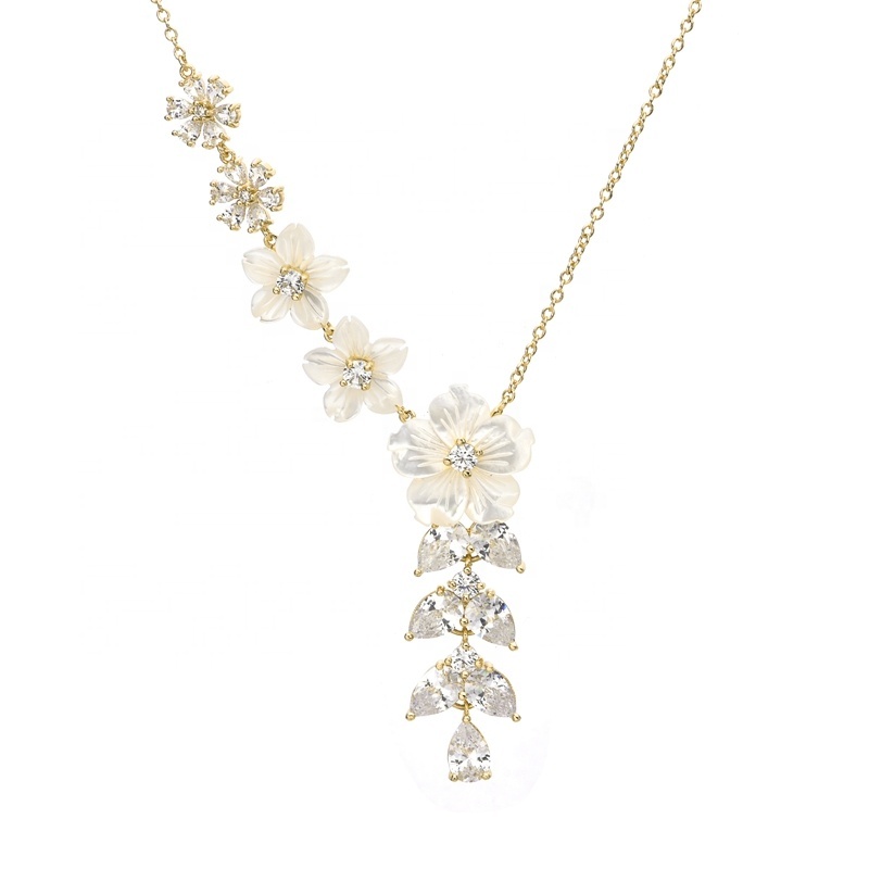 Collar de oro