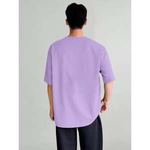 Camiseta de algodón de cuello redondo con estampado de tipografía para hombre, producto a granel hecho a mano personalizado - Product Image 3