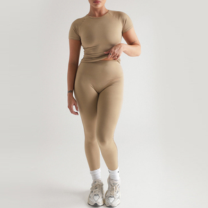 Active Yoga Wear Femmes Manches Courtes Crop Top Butt Lift Leggings Fitness Gym Sets - Product Image 1