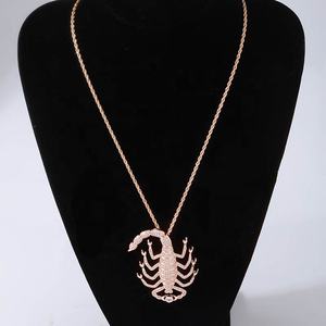 Collar con colgante de escorpión con incrustaciones de cristal <span class=keywords><strong>CZ</strong></span> brillante, amuleto de Animal único, joyería que simboliza la protección, fuerza, resistencia - Product Image 3