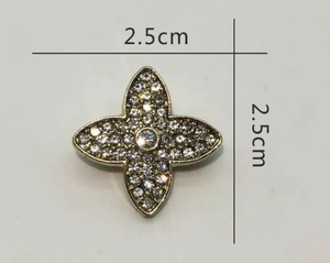 Broches de Moda de Lujo para Mujer, Hechos a Medida, Personalizados, con Cadena de Letras de Acero Inoxidable y Diamantes de Imitación, de Alta Calidad, Venta al por Mayor - Product Image 4