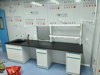 Banc de travail de laboratoire sans poussière pour salle blanche avec étagère à réactifs, poste de travail à structure en acier pour la production en laboratoire et pharmaceutique