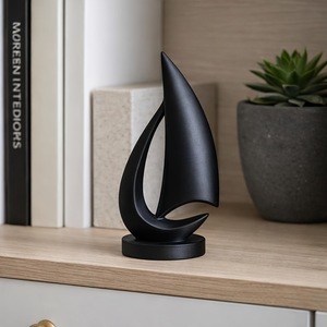 Sculpture de voilier noir de style nordique imprimée en 3D, pièce d'appoint minimaliste abstraite pour le bureau ou la maison - Product Image 1