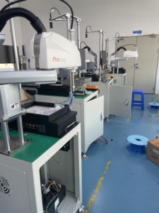 หุ่นยนต์ SCARA สำหรับหยิบจับวัสดุขนาดเล็ก หุ่นยนต์ 4 แกน พร้อมระบบป้อน PLC มอเตอร์ สำหรับสายการผลิตที่ยืดหยุ่น ผลผลิตสูง รับประกัน 1 ปี - Product Image 2