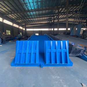 New 10 Ton Capacity Forklift Ramp <strong>Loading</strong> <strong>Platform</strong> Bridge for Container <strong>Unloading</strong> Pallet Handling Farms Mobile Dock Ramp - Product Image 2