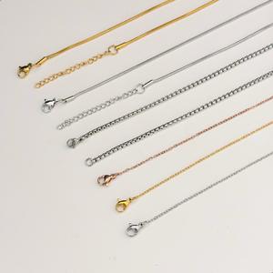 Personalizzabile oro placcato 18K ciondolo moda collane personalizzate coppia gioielli lettere d'amore libri in acciaio inox collane - Product Image 6