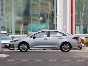 Auto Usado a Bajo Precio, Modelo 2024, 1.8L Híbrido Inteligente de Doble Motor, Versión Flagship, Sedán de 4 Puertas y <span class=keywords><strong>5</strong></span> Asientos, Batería de 50-70kWh - Product Image 5