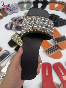 Tongs décontractées pour femmes, style tropical, avec perles et diamants, semelle en PU/PVC, tendance, en stock, vente chaude - Product Image 6