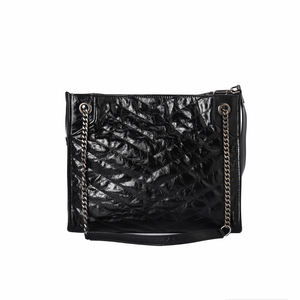 Wholesale Price Large Capacity Outdoor <b>Tote</b> <b>Bag</b> <b>for</b> <b>Women</b> Fashion Cowhide Leather Bucket Shoulder <b>Bags</b> - Product Image 4
