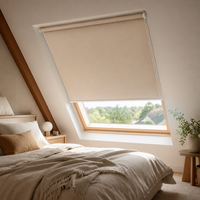 Stores enrouleurs élégants beige en tissu personnalisé avec chaîne à perles manuelle semi-occultants pour chambre et chambre d'enfant