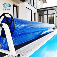Couronne d'eau Fabricant de couverture de piscine de sécurité personnalisée Couverture de piscine à bulles en PE Léger Irrégulier Personnalisé Adulte et Enfant Disponible