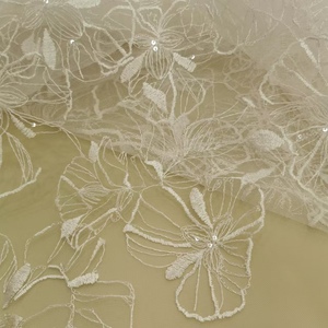 Tissu en voile à paillettes et sequins, ruban en maille, broderie florale, dentelle pour robes de mariée et robes de soirée pour femmes 100% - Product Image 2