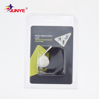Promotion Junye : Vente en gros de sifflets sportifs, sifflet d'arbitre en acier inoxydable avec cordon, type survie pour le football, fabriqué en fer