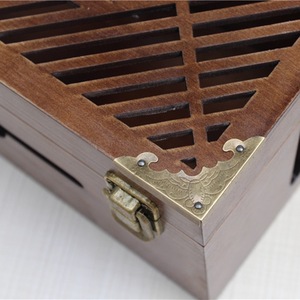 Caja de enchufes hueca de madera de pino, rectangular, marrón, tipo vertical, para almacenamiento de tiras de enchufes, gestión de cables en dormitorio y sala de estar - Product Image 2