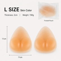 Coussinets de soutien-gorge push-up en silicone personnalisés, rehausseurs de poitrine triangulaires, vente en gros, tailles M L, adhésifs et non adhésifs, marque privée pour femmes
