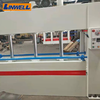 Machine de découpe de structure alvéolaire noire, équipement de texturation hexagonale pour plafonds et tables, avec structure alvéolaire en aluminium et support PLC