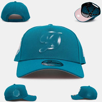 Gorra de Béisbol de Terciopelo Personalizada al por Mayor - Gorra Snapback con Forro de Satén y Bordado Rosa - Gorras de Béisbol OEM ODM para Hombre y Mujer