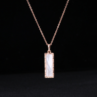 Vente en gros personnalisé vierge marie couche fleur collier triple stalin stile stirling argent couches