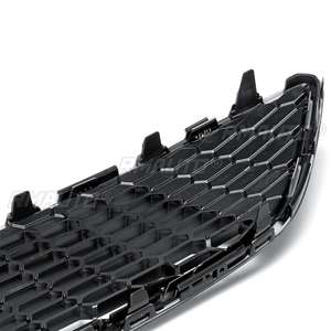 Nueva Parrilla Delantera Central de Malla de Panal para Ford Focus MK3 ST LINE 2015-2017 - Product Image 6