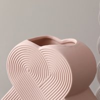 Nordique Art déco Vase en céramique rose vert irrégulier texturé rayure décor à la maison poterie Vase à fleurs