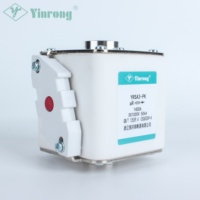 Fusible Yinrong DC 1000V à action rapide, faible I2t, courant élevé AR 200kA, corps carré, 315A-1400A pour la traction des transports ferroviaires et l'industrie lourde